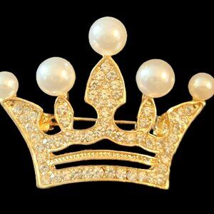 CROWN Pearl & Rhinestone PIN in goldtone by ORNAMENTS